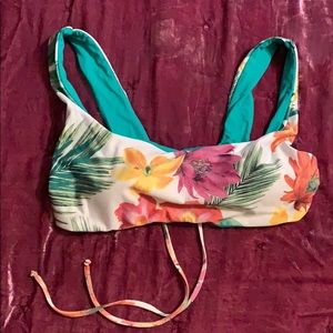 BECCA floral swim top!